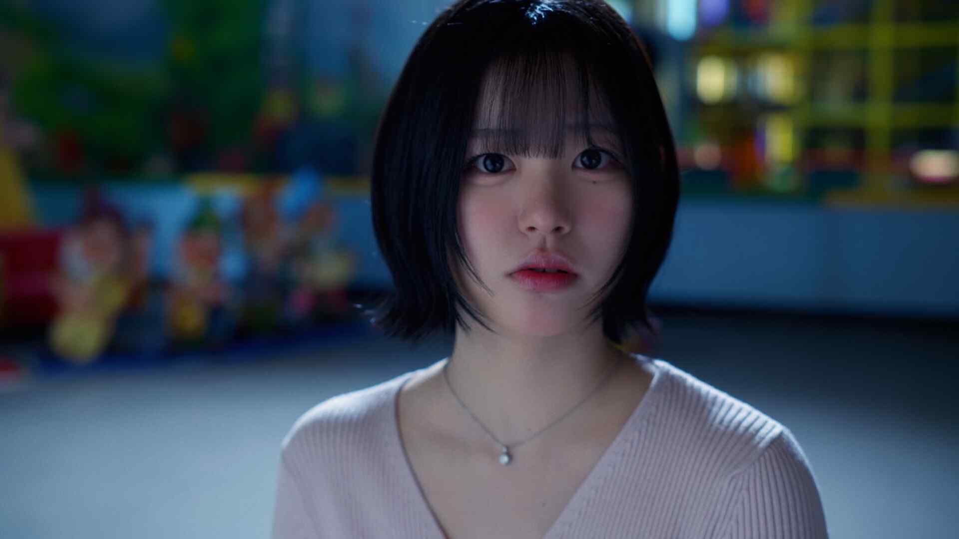 我与佳人被困办公室中/Locked in love